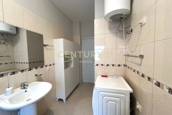 Shtepi me qera Apartament ne Tirane, 1+1, Mobilimi E mobiluar, Pagesa 600  Euro.