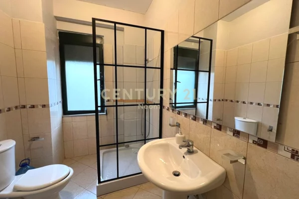 Shtepi me qera Apartament ne Tirane, 1+1, Mobilimi E mobiluar, Pagesa 600  Euro.