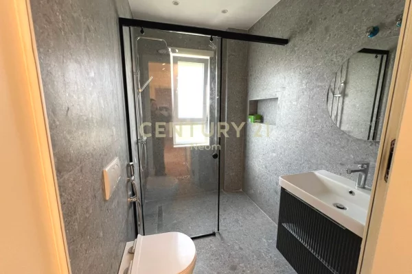 Apartment for sale in Tirana 2+1, Emty