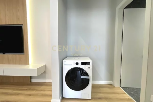 Shtepi me qera Apartament ne Tirane, 1+1, Mobilimi E mobiluar, Pagesa 1,150  Euro.