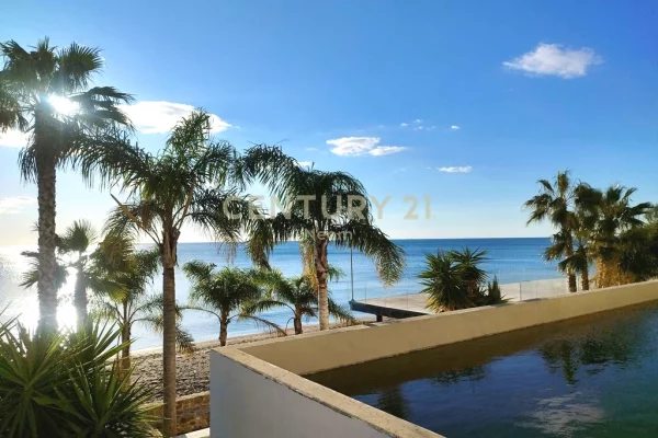 Appartamento in vendita a Alessio 1+1, Vuoto