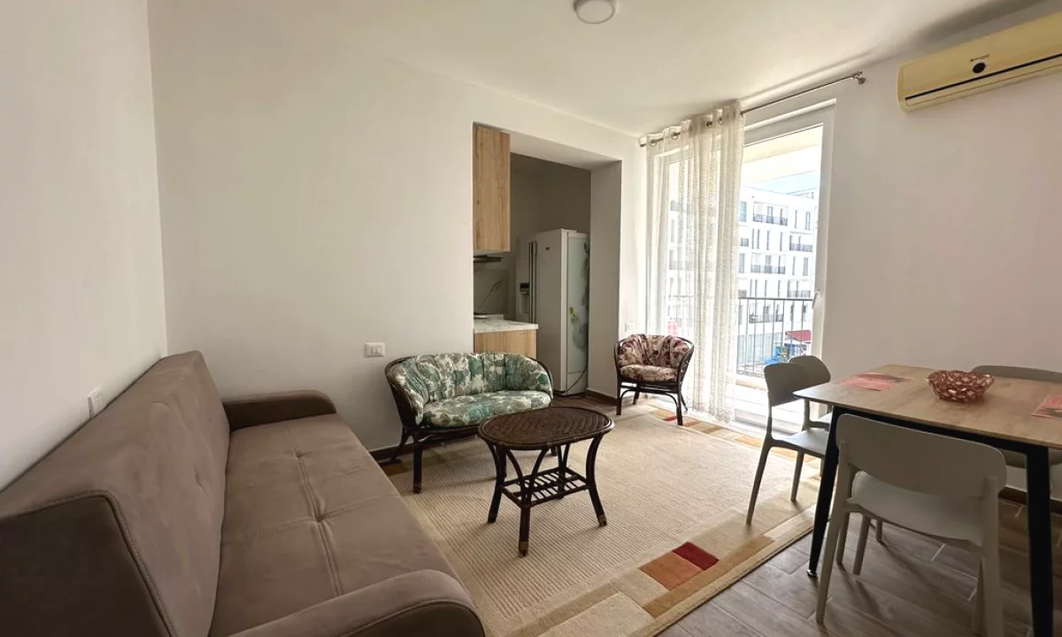 Shtepi me qera Apartament ne Tirane, 2+1, Mobilimi E mobiluar, Pagesa 450  Euro.