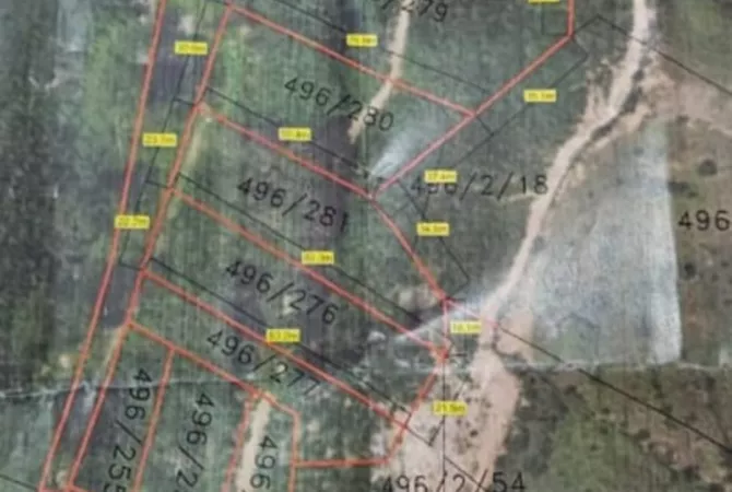 Truall ose Toke ne Tirane - 25,000 Euro