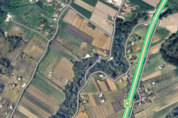 Shitet prona 1550m2 Me çertefikate pronesie Adresa Berxulle