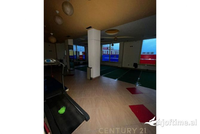 SHITET NJESI BIZNESI NE LAC