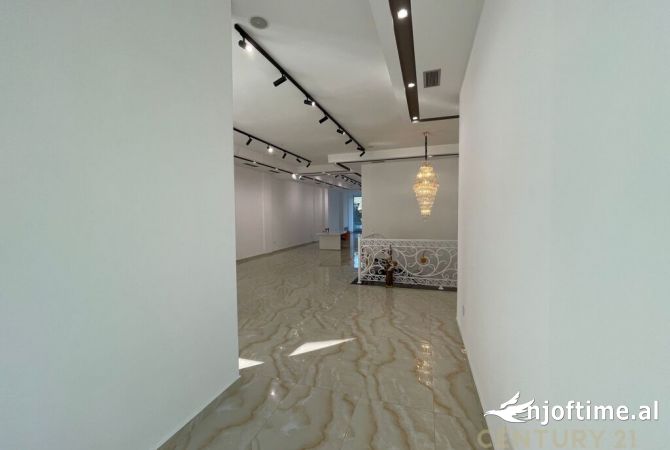 Shitet Ambient showroom ne Bulevardin Vlore-Skele, Vlore!