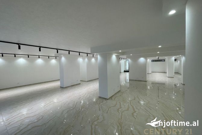 Shitet Ambient showroom ne Bulevardin Vlore-Skele, Vlore!