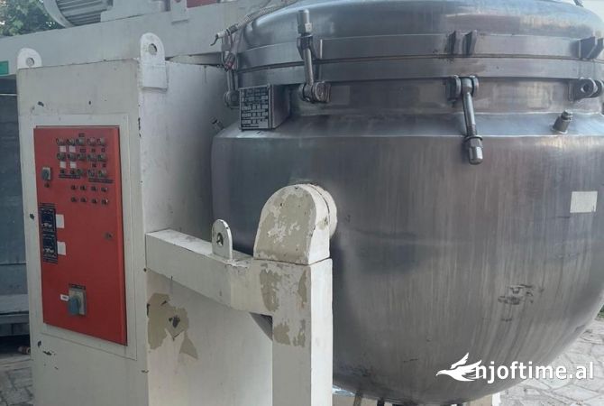 Pajisje biznesi ne shitje ne Tirane - 15,000 Euro