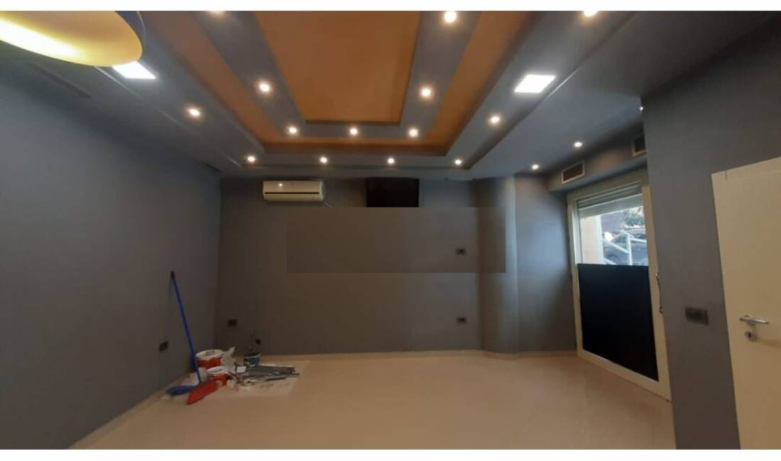 SHESIM AMBIENT KOMERCIAL TEK PALLATI ME SHIGJETA. 150,000 Euro