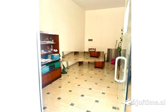 Business Property in Sale 1+1 in Tirana - 10,000 Euro