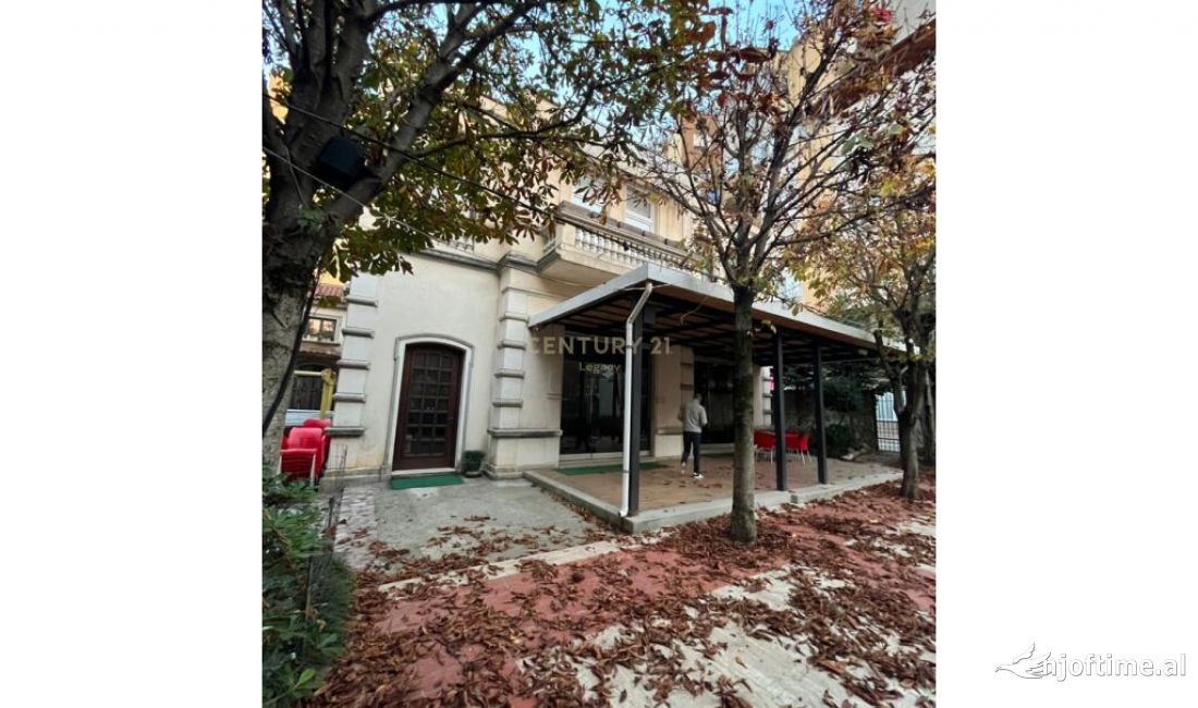 Ambjent Komercial me Qira ne Fresk, Tirane. 1,300 Euro /Muaj