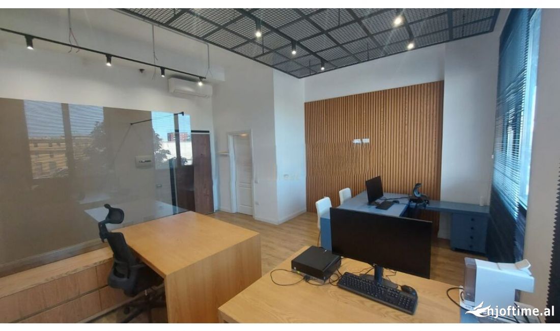 KOMPLEKSI ASL, SHESIM AMBIENT PER ZYRA. 130,000 Euro