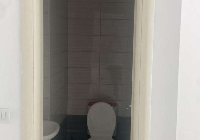 Business Property for Rent 3+1 in Tirana - 290 Euro