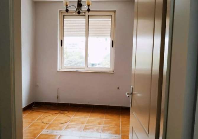 Qira, Apartament 1+1+Ballkon, Kryqezimi 21 Dhjetorit
