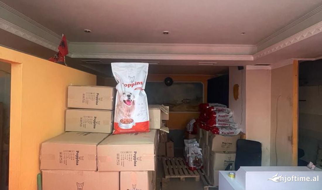 Shitet, Ambient per dyqan Vasil Shanto, Tirane