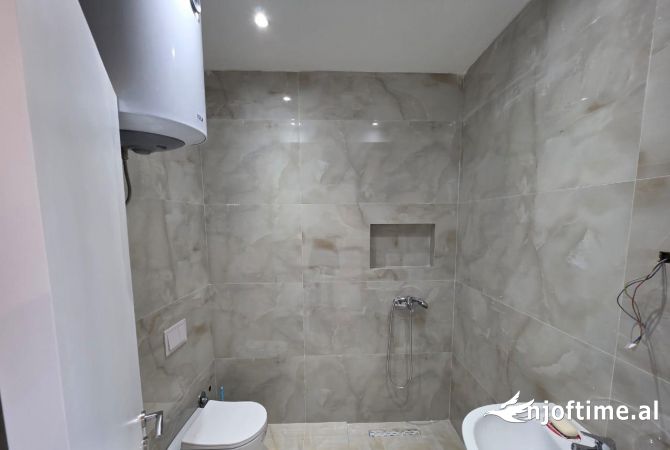 Qira, Apartament 1+1 Myslym Shyri, Tirane