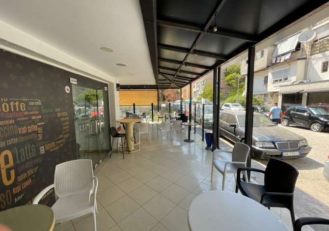 Ambient biznesi me qera 2+1 ne Tirane - 800 Euro