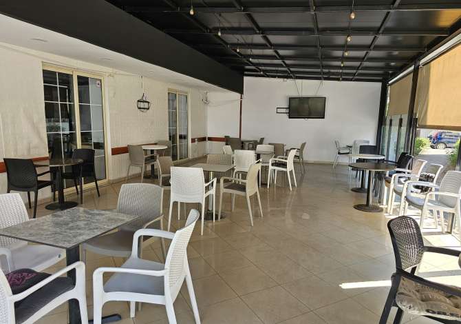 Jepet me qera Lokal ne zonen Vasil Shanto, Tirane.