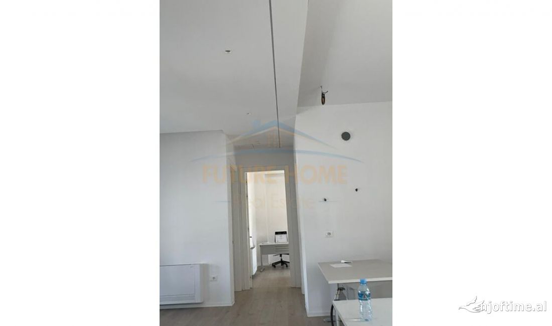 Zyre me Qera tek Rruga e Dibres, Tirane.