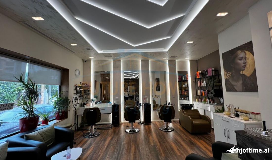 Sallon Estetike me qira, Rruga Jordan Misja , Tirane.