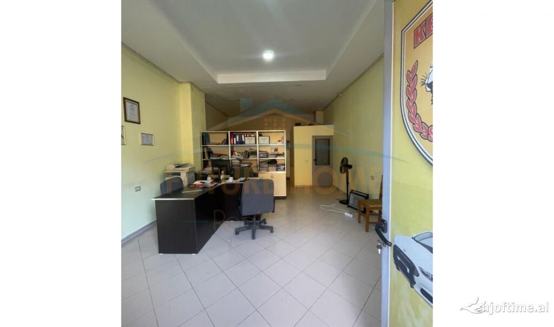 Ambient biznesi per qira, Din Bosko, Tirane.