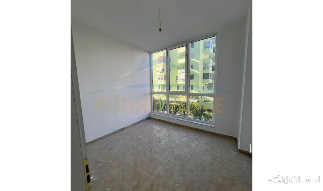 Ambient biznesi per qira, Jordan Misja, Tirane.
