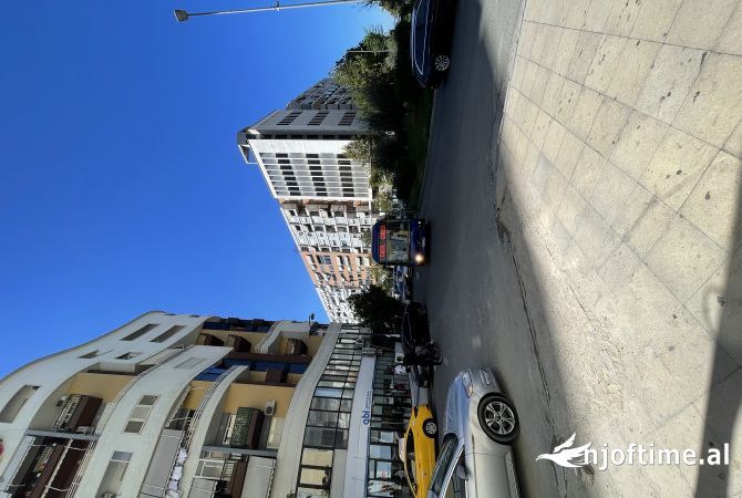 Business Property in Sale 4+1 in Tirana - 650,000 Euro