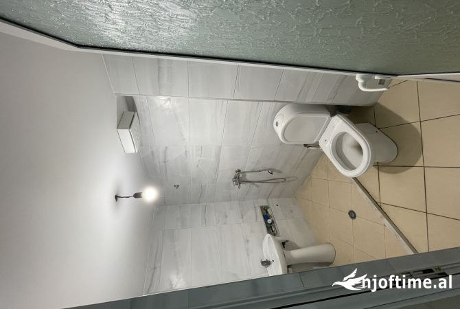 Dyqan per shitje ne Yzberisht