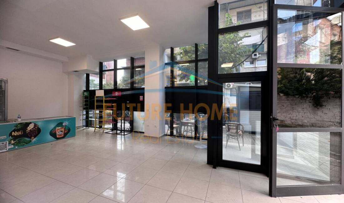 Shitet Biznesi ,21 Dhjetori ,Tirane