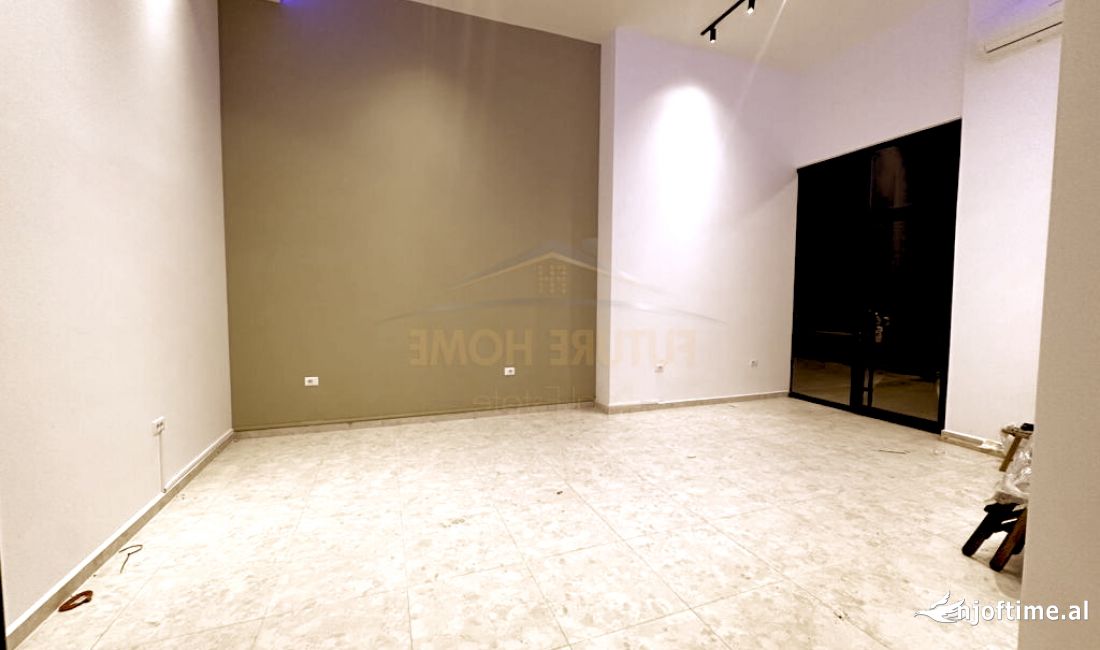 Shitet, Ambient, Yzberisht, Tirane