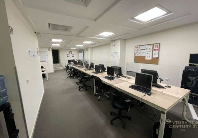 JEPET ZYRE ME QIRA NE BLLOK !