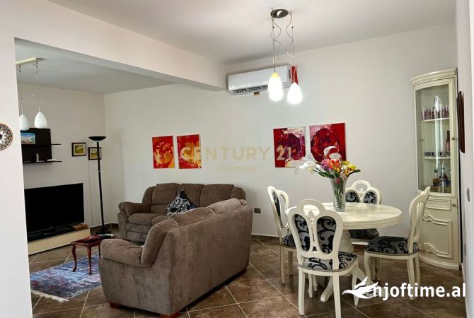 Shtepi me qera 3+1 ne Durres - 1,000 Euro