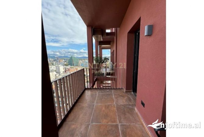 TIRANA GARDEN-SHITET APARTAMENT 3+1+2 ME 1 POST PARKIMI