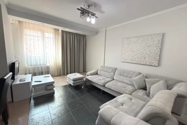 APARTAMENT 3+1+2 ME QIRA, RRUGA E KAVAJES, TIRANE!