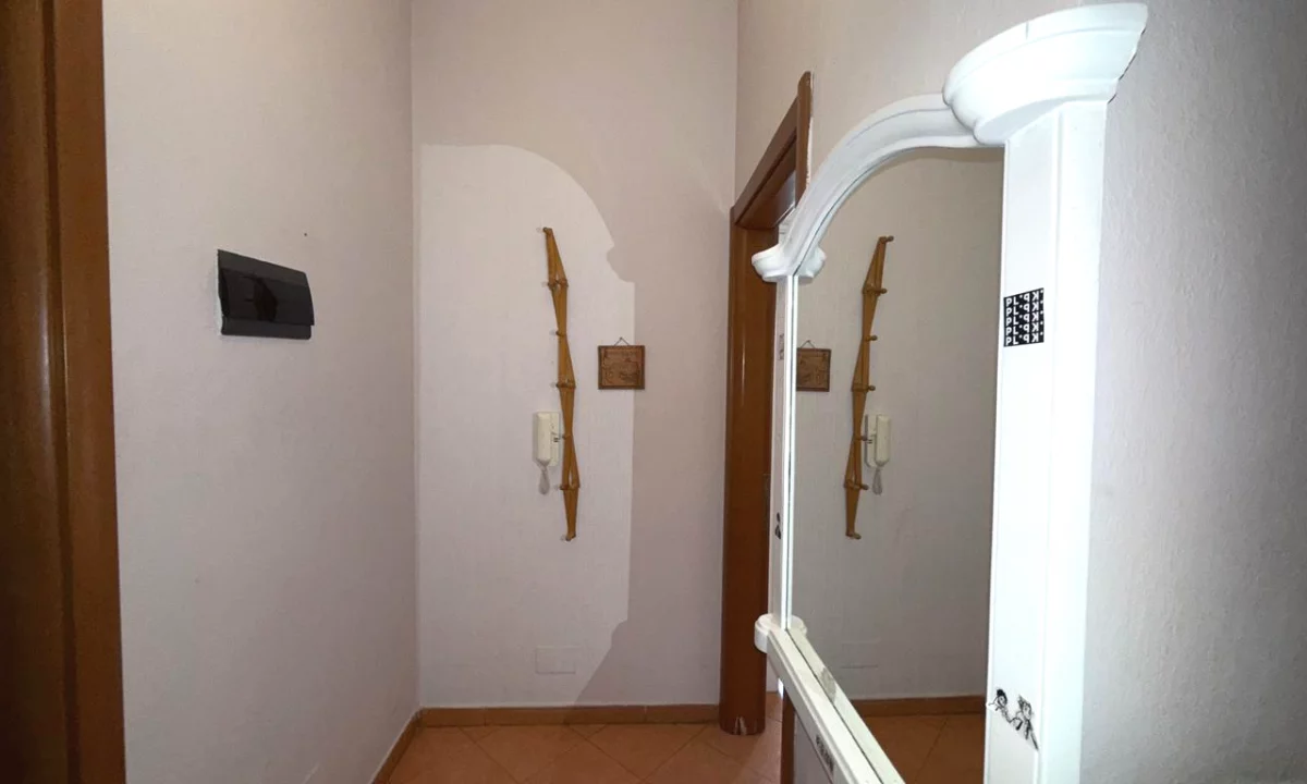 Shtepi me qera Apartament ne Tirane, 1+1, Mobilimi E mobiluar, Pagesa 650  Euro.