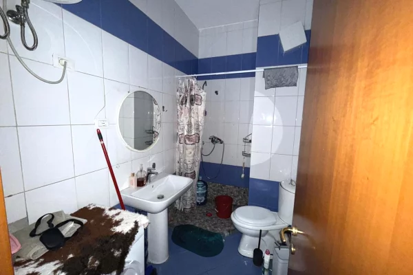 Shtepi me qera Apartament ne Tirane, 1+1, Mobilimi E mobiluar, Pagesa 650  Euro.