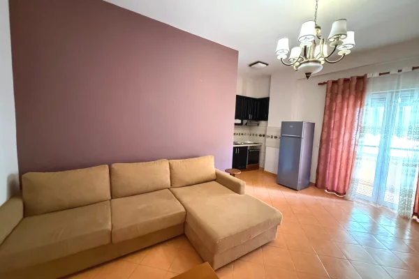 Shtepi me qera 1+1 ne Tirane - 600 Euro