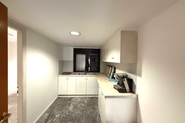 Jepet me qira ambient zyre, tek Rruga e Elbasanit