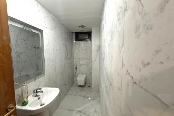 Jepet me qira ambient zyre, tek Rruga e Elbasanit