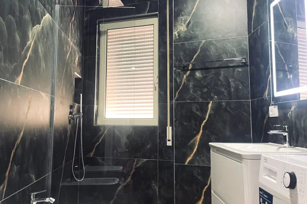 Shtepi me qera Apartament ne Tirane, 2+1, Mobilimi E mobiluar, Pagesa 650  Euro.