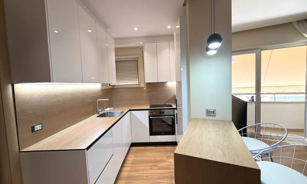 Shtepi me qera Apartament ne Tirane, 1+1, Mobilimi E mobiluar, Pagesa 800  Euro.