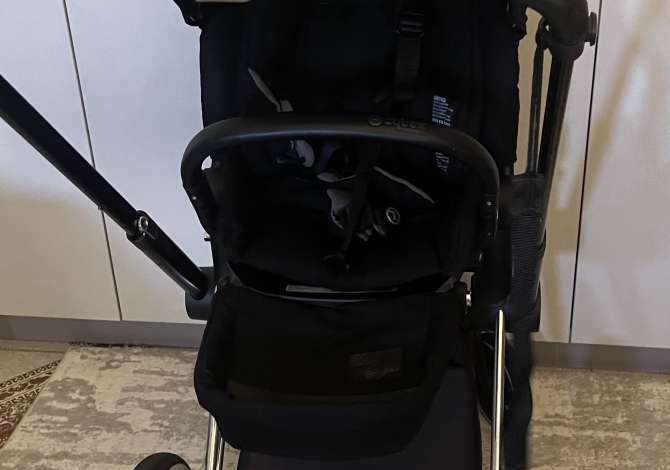 Veshje dhe Aksesor per Femije ne Tirane - 60,000 Leke