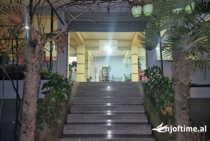 	Qera, Ambjent Biznesi, Tufine, Tirane.