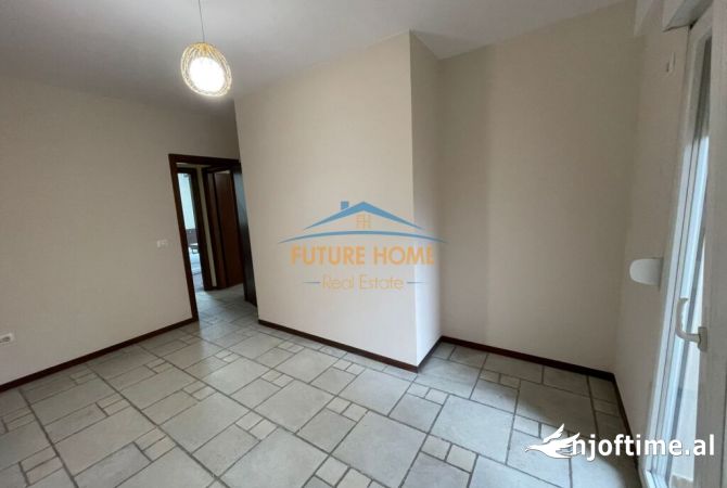 SUPER OFERT Ambjent biznesi 2+1+2 + 2 poste parkimi, MYSLYM SHYRI