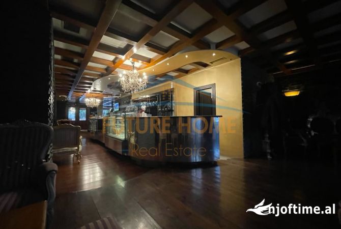 Business Property in Sale 2+1 in Tirana - 2,500,000 Euro