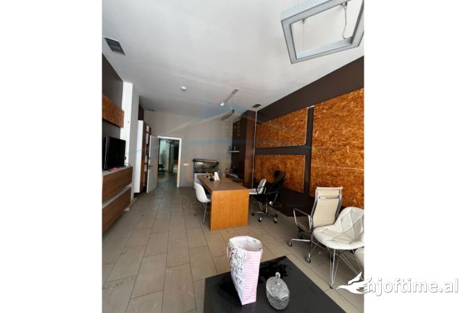 Shitet, Ambient, Condor Center, Tirane