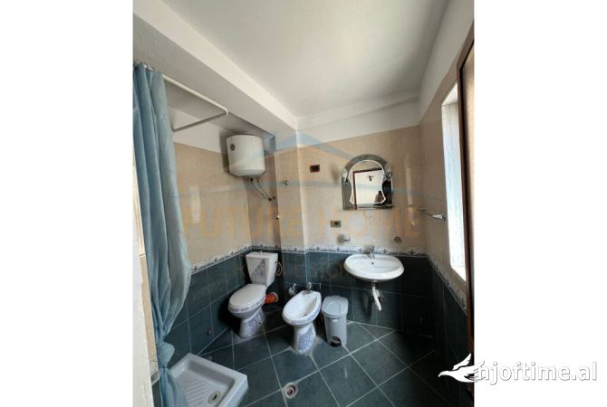 Apartment for rent in Tirana 2+1, Emty