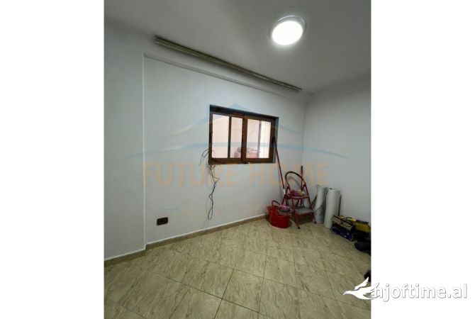 Apartment for rent in Tirana 2+1, Emty