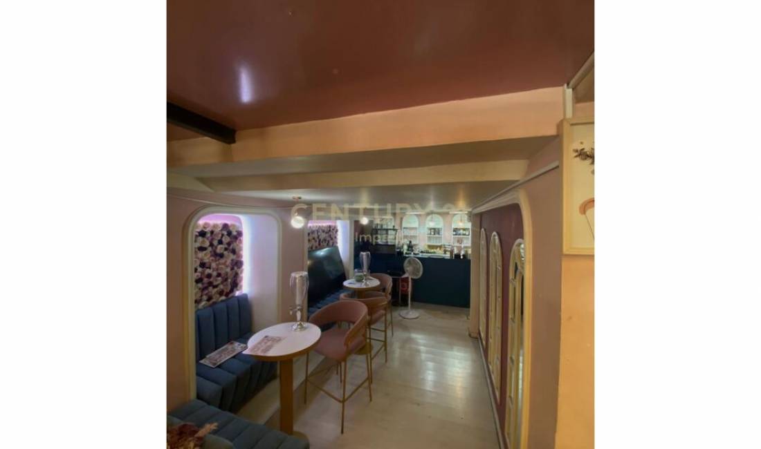 Okazion! Biznes Per Shitje ne Sheshi Skenderbej 