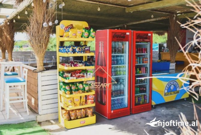 Ambiente Commerciale in Vendita 2+1 a Valona - 95,000 Euro